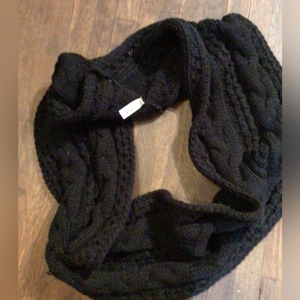 NEW ! ORB Black Knit Infinity Scarf